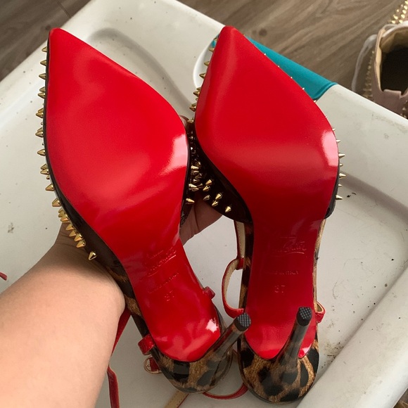 Red bottoms - Picture 3 of 3